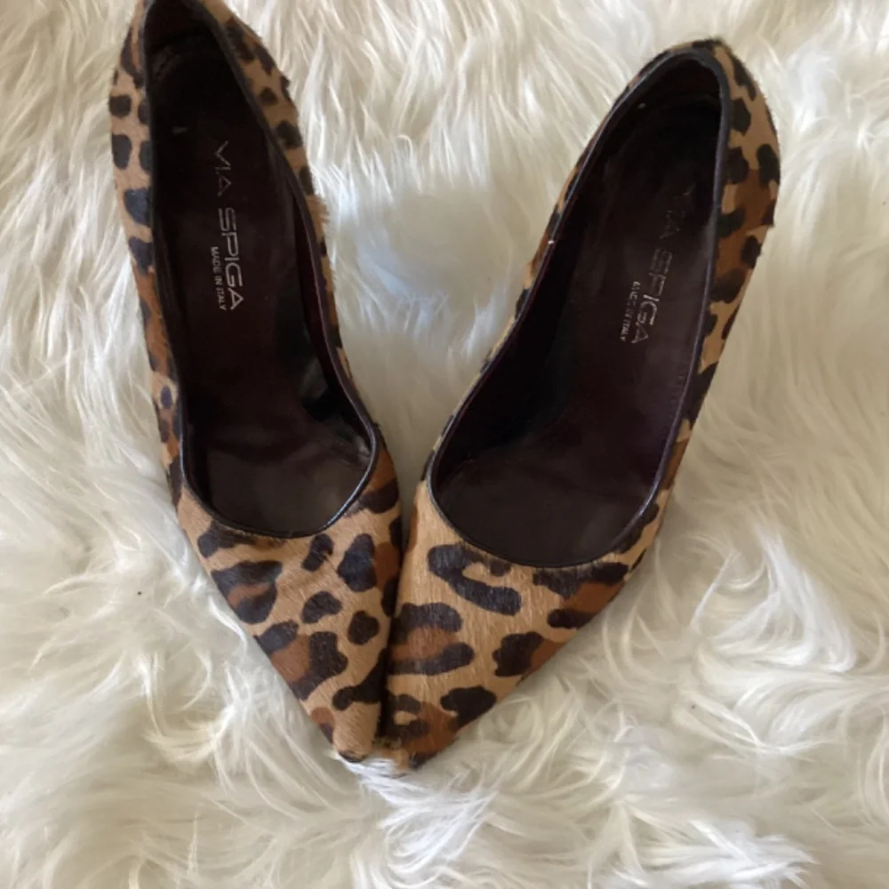 Via Spiga Leopard Women Heels, Size 8M, Color Multi Colored - Picture 3 of 5